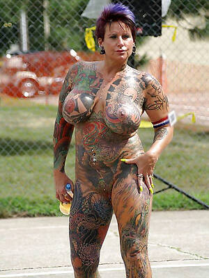 unshod pics of sexy tattooed of age