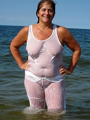 free pics of mature erotic nudes