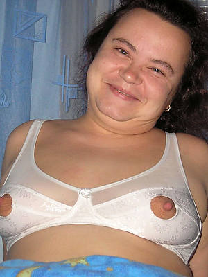 sexy hot puffed up mature nipples pics