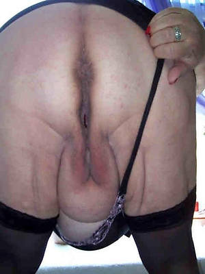 slutty sexy hairy women pussy fro close