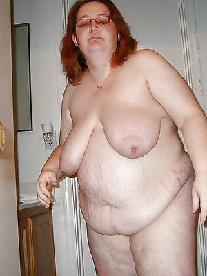 sweet chunky mature wife nude pics