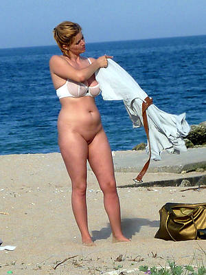 mature exposed to nude beach porn