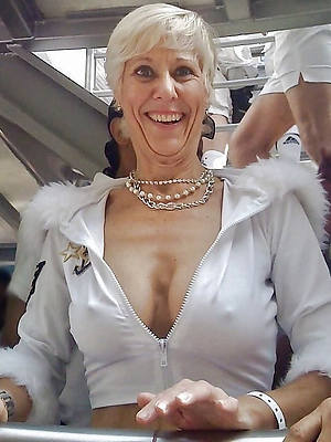 horny hot mature grandma pics