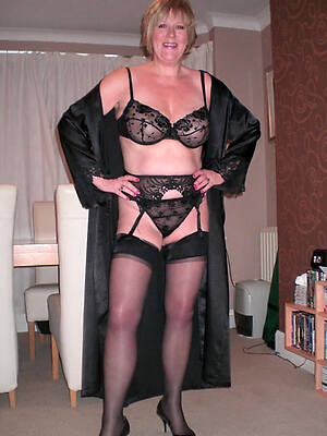 easy hd mature beside stockings and heels pic